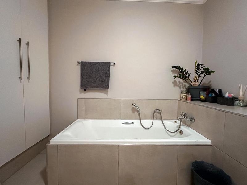 3 Bedroom Property for Sale in Wellway Park East Western Cape